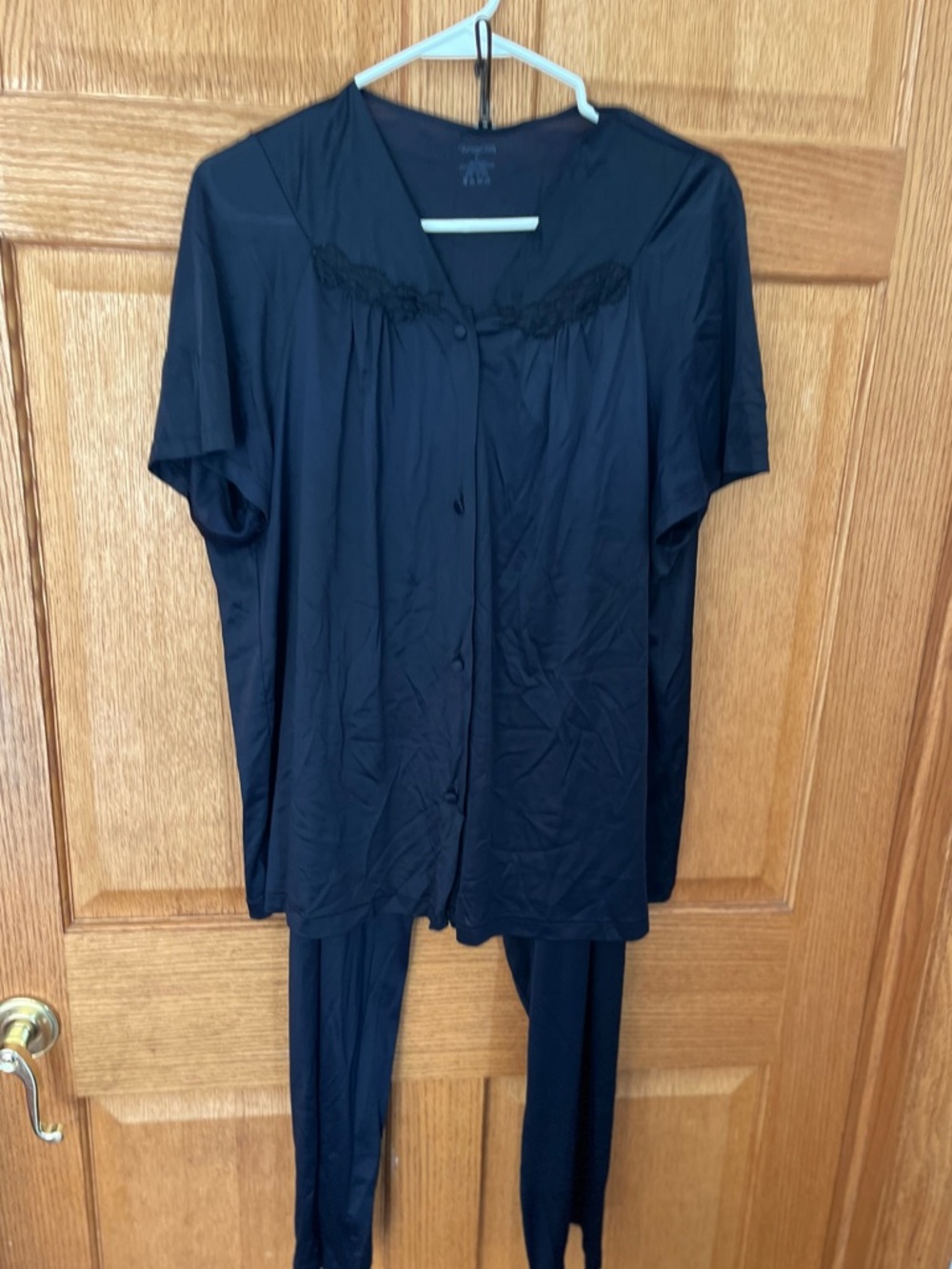 Vintage Vanity fair black nylon lounge Short-Sleeve Pajama Set -